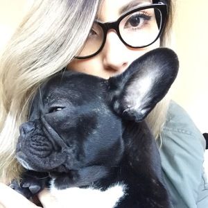 Meet your Posher, Caroline